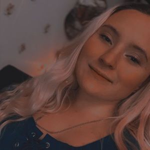 Meet your Posher, Carina